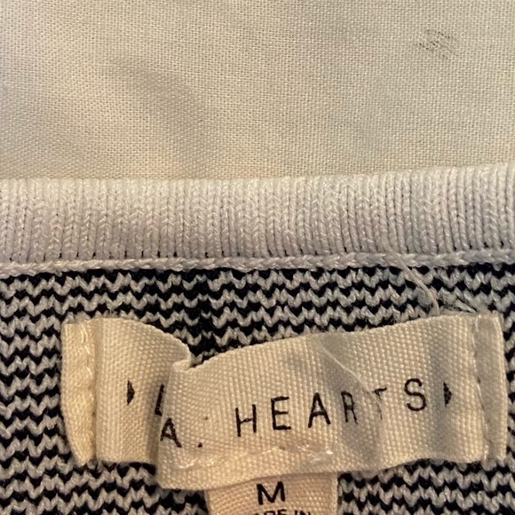 Black and white stripped tube top - Picture 3 of 3